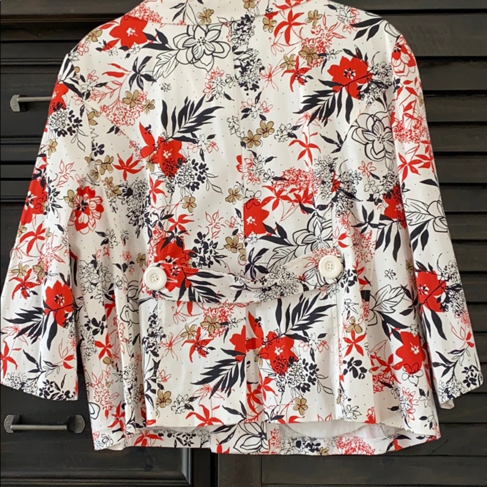 Cute cropped jacket - Picture 3 of 4